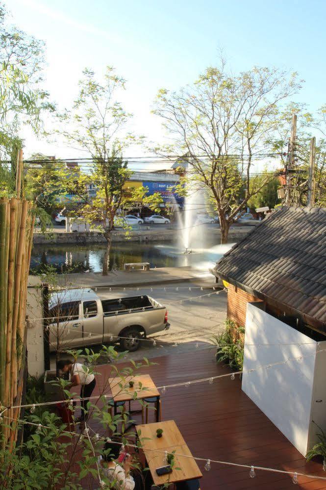 Z'S Hostel At Tha Phae Gate Chiang Mai Buitenkant foto